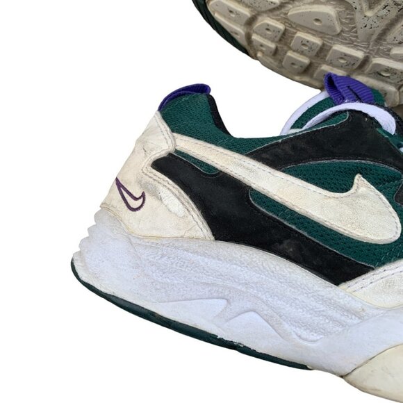 VINTAGE 1994 Nike Shoes Size 10 'Pine Green' - Picture 8 of 15